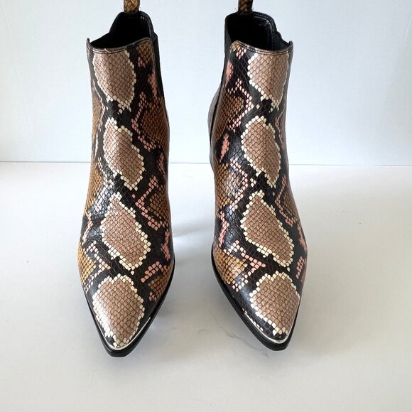 Marc Fisher LTD Yale Chelsea Ankle Boots, Pointy Toe, Size 9, Snakeskin Print EC - Picture 13 of 13